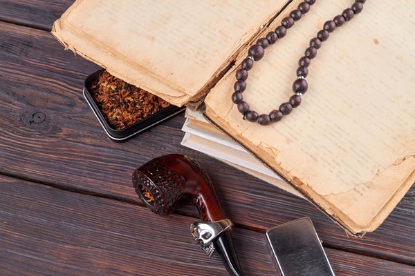 How to Choose and Style a Quilted Crossbody Bag for Hands-Free Convenience?